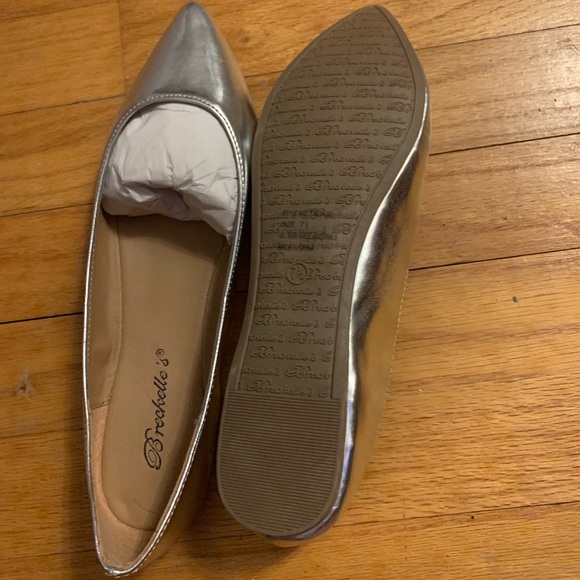 Silver pointy flats- never worn - Picture 3 of 4